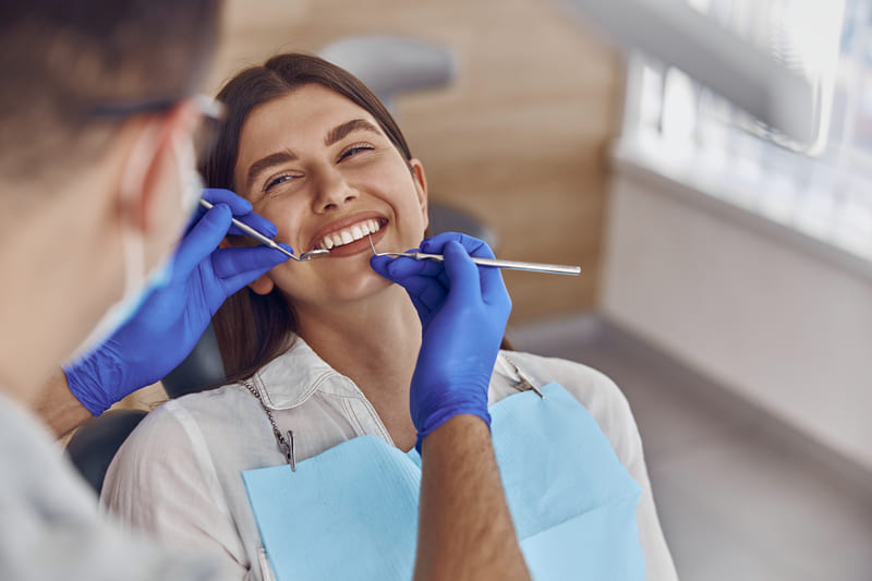 La clínica odontológica en Bogotá que convirtió el miedo al dentista en una experiencia